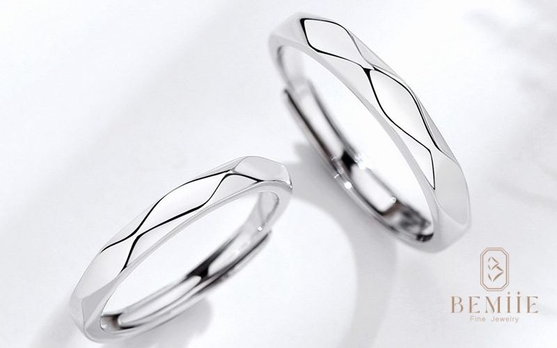Nhẫn bạch kim đôi đơn giản - biểu tượng của sự gắn kết, lựa chọn lý tưởng cho các cặp đôi