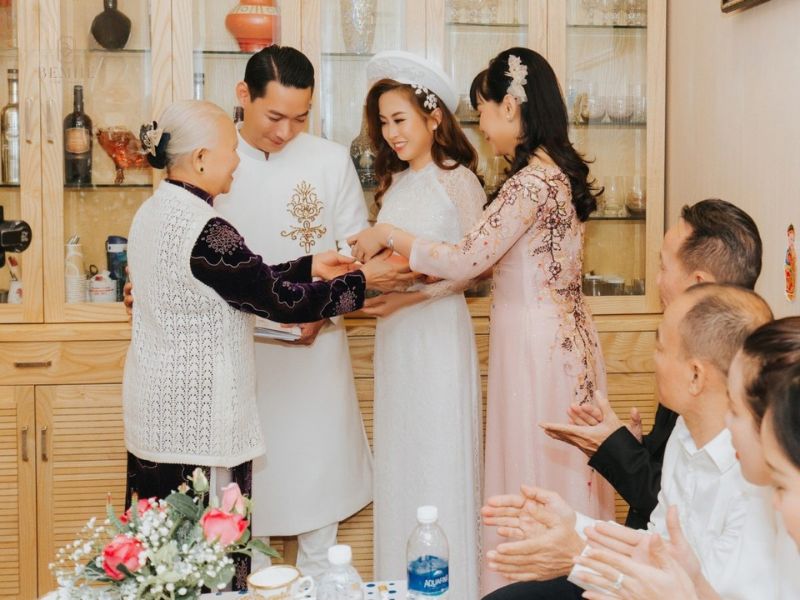 cưới lấy ngày là gì