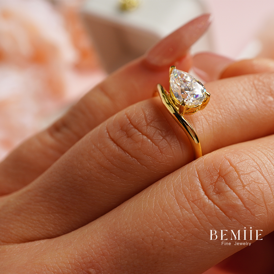 Cloud Pear Ring - Tối giản nhưng khác biệt