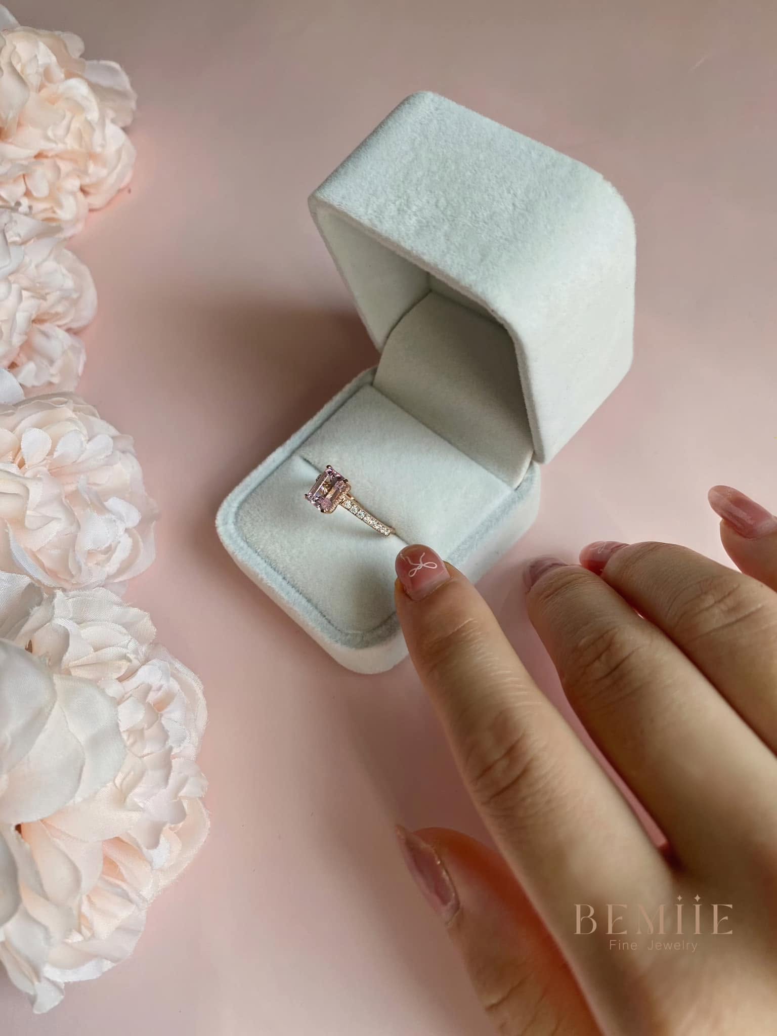 Cách bảo quản nhẫn cưới