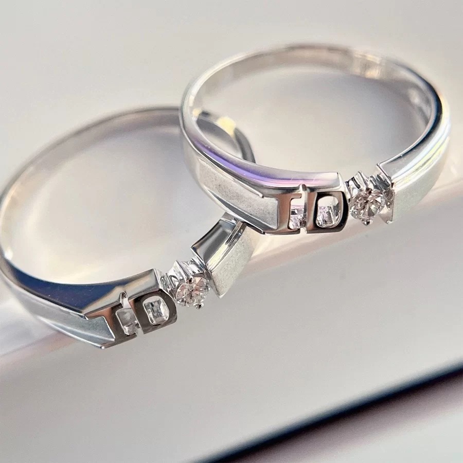Nhẫn Cầu Hôn Princess Cut