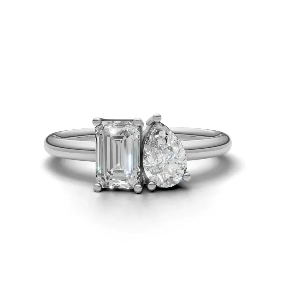 Nhẫn Cầu Hôn Emerald Cut